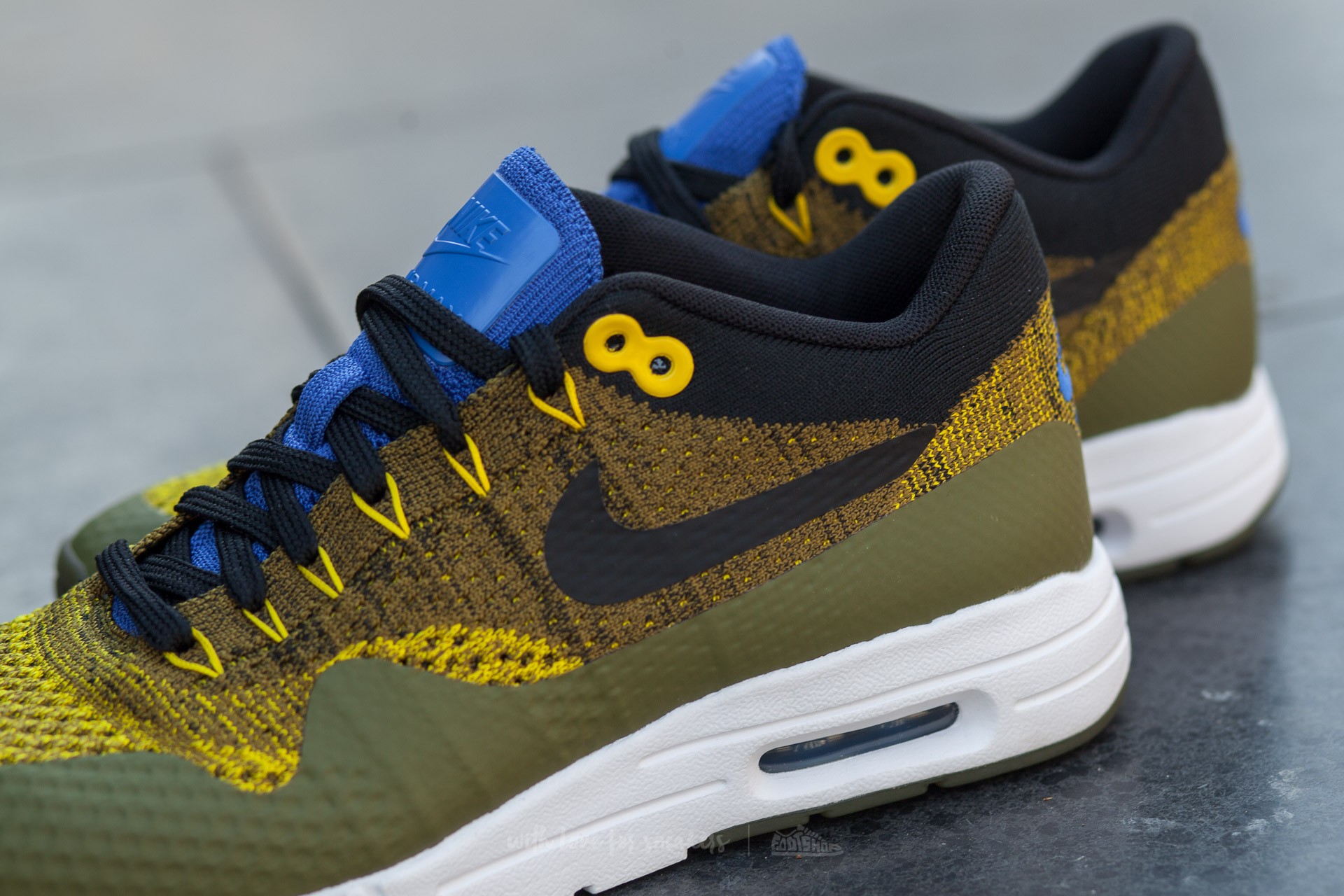 Damen Sneaker und Schuhe Nike W Air Max 1 Ultra Flyknit Olive Flak Black Game Royal Footshop