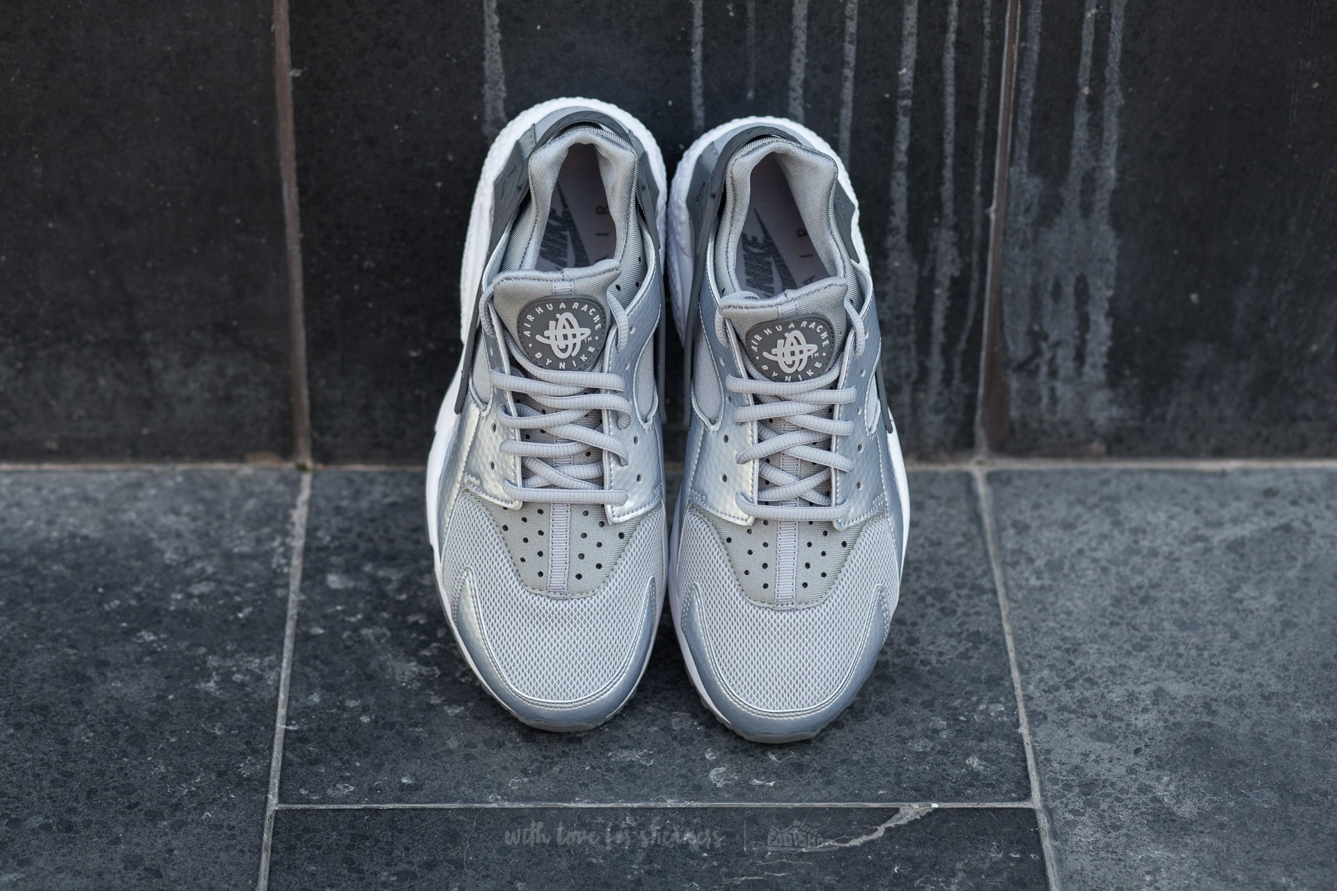 Grey and sale silver huaraches