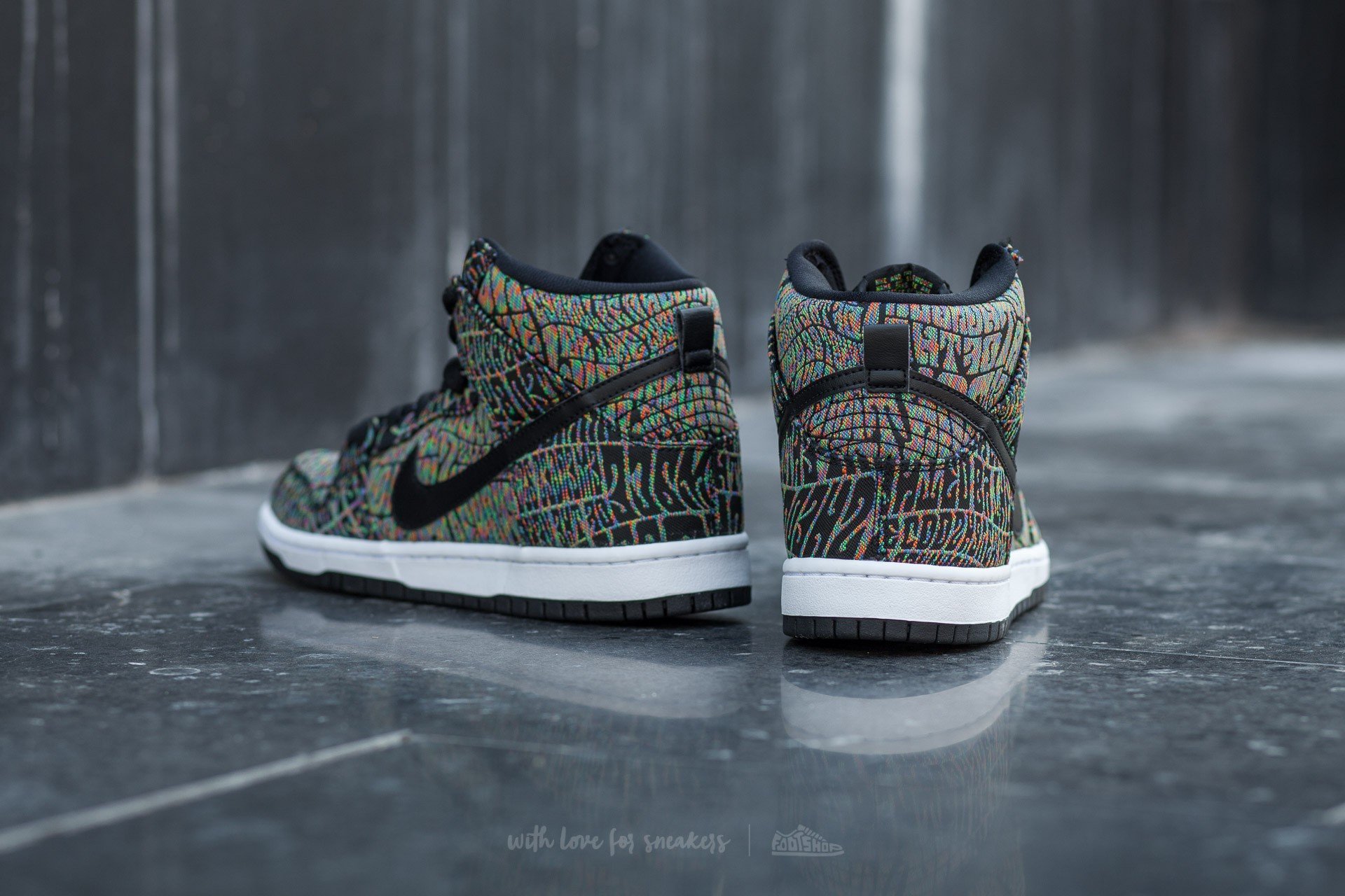 Men s shoes Nike Dunk High Premium SB Black Black Rainbow White