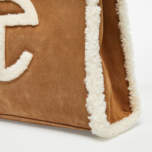 Uggs tassen deals