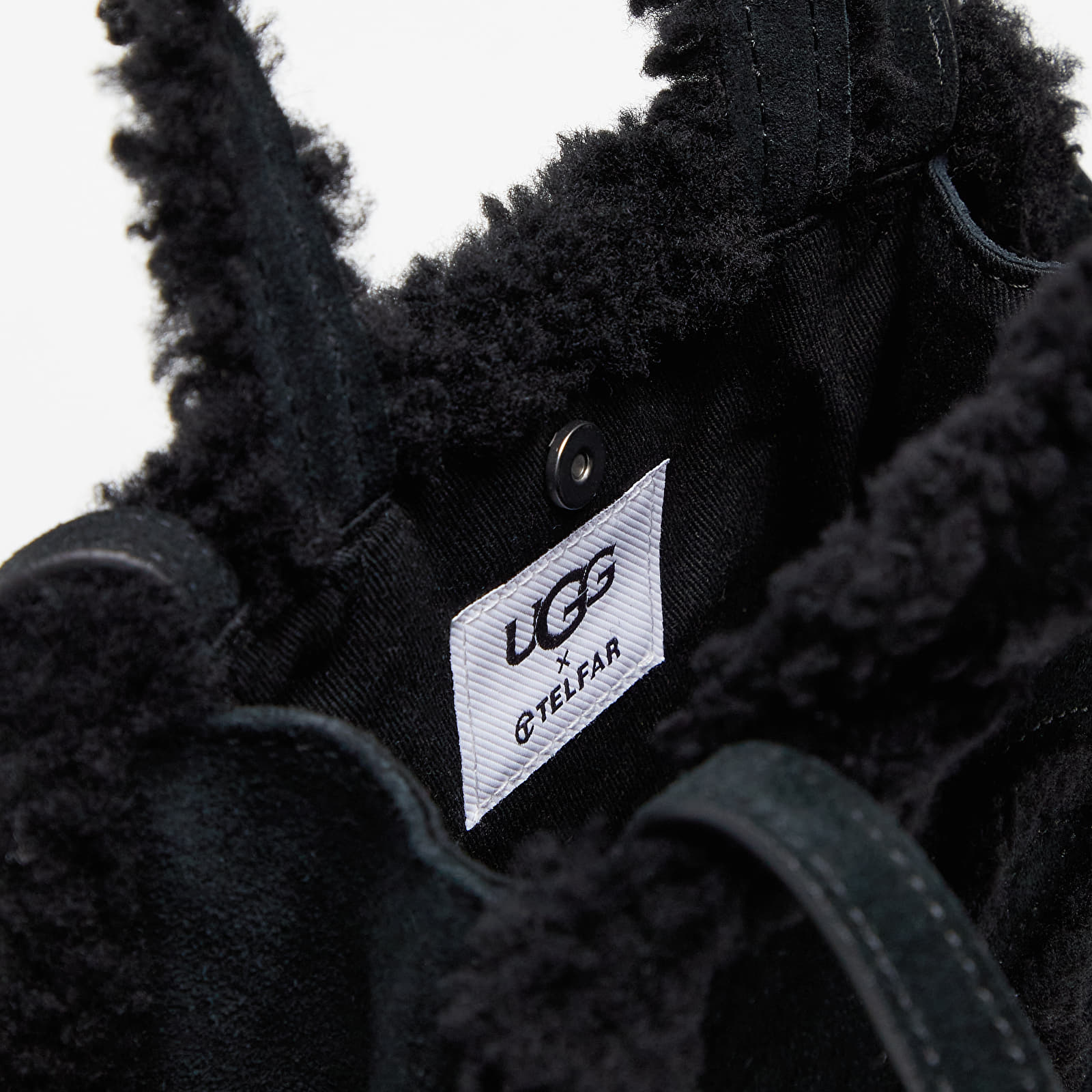 Crossbody tassen UGG x Telfar Small Shopper Black