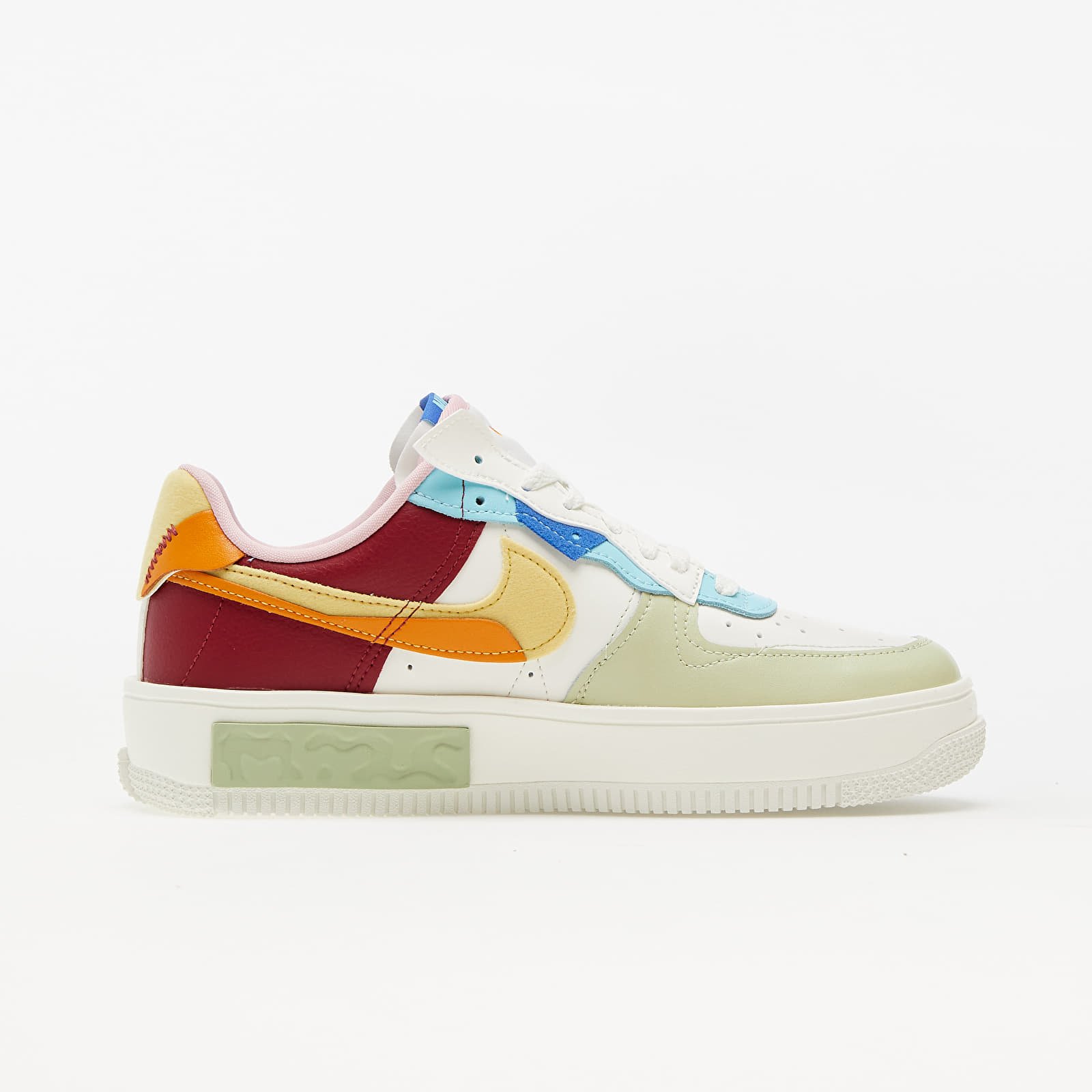 Dámské tenisky a boty Nike W Air Force 1 Fontanka Sail/ Saturn Gold-Sunset-Pomegranate