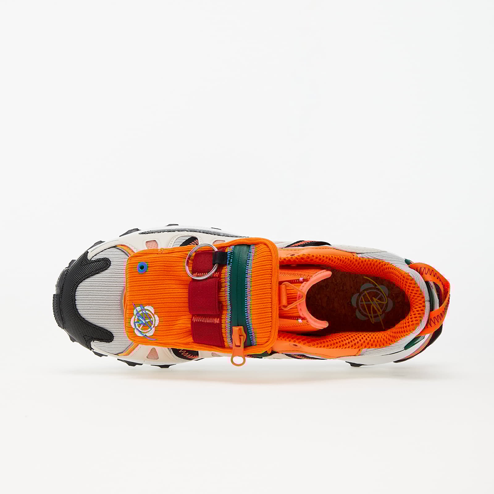 Férfi cipők adidas x Sean Wotherspoon x Atmos Superturf Adventure Stone/ Core Black/ Power Red
