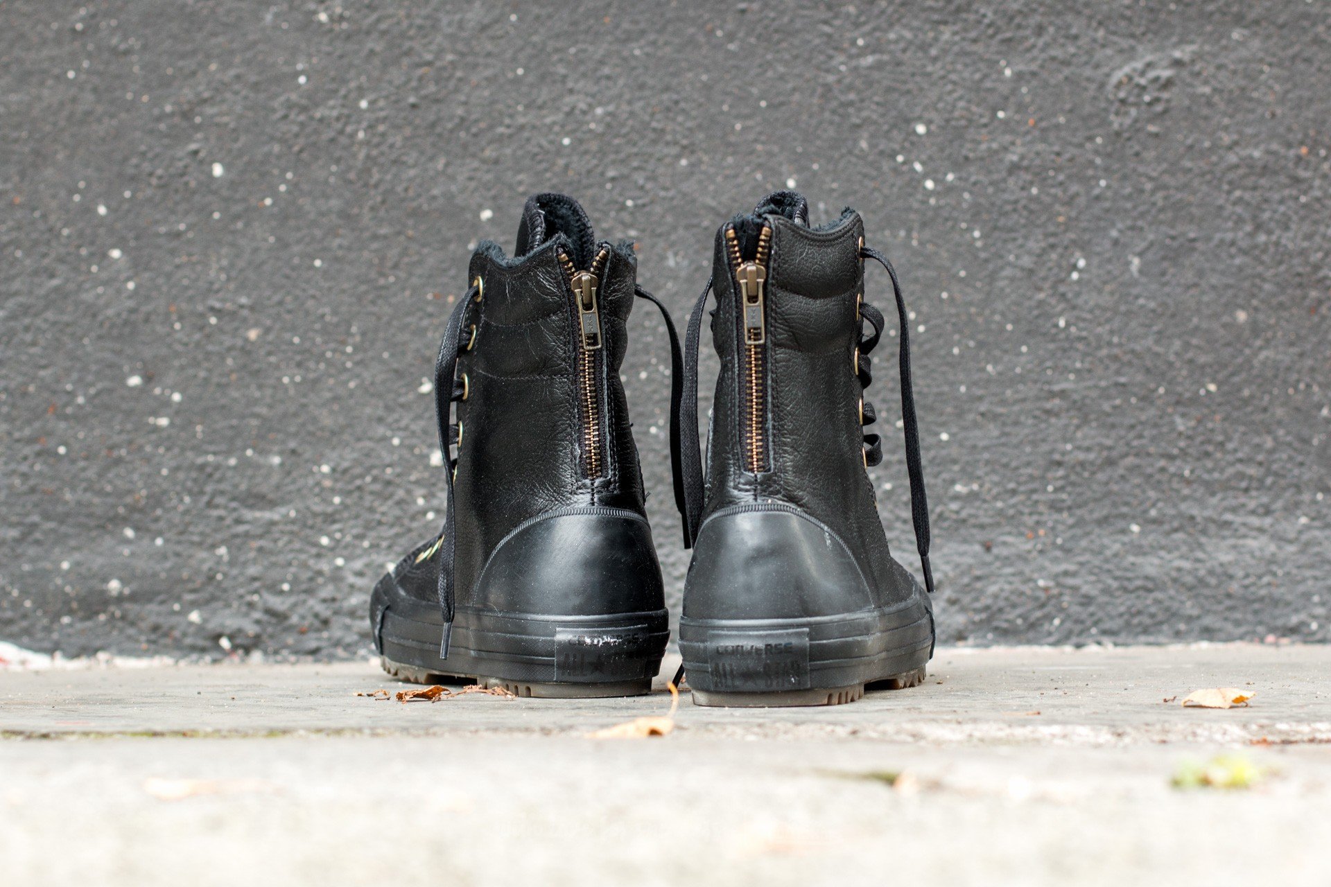 Converse black all star online utility draft boot hi trainers