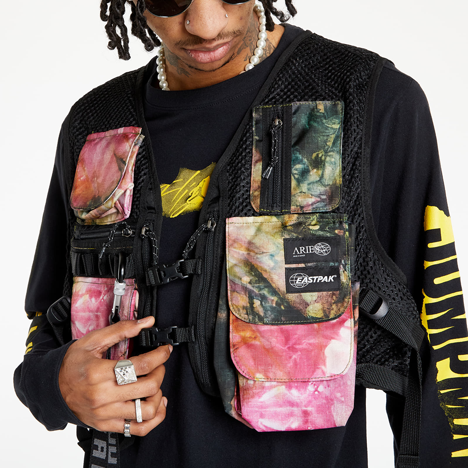 Vests EASTPAK x Aries Vest Aries Print (EK0A5B9NN10) | Footshop