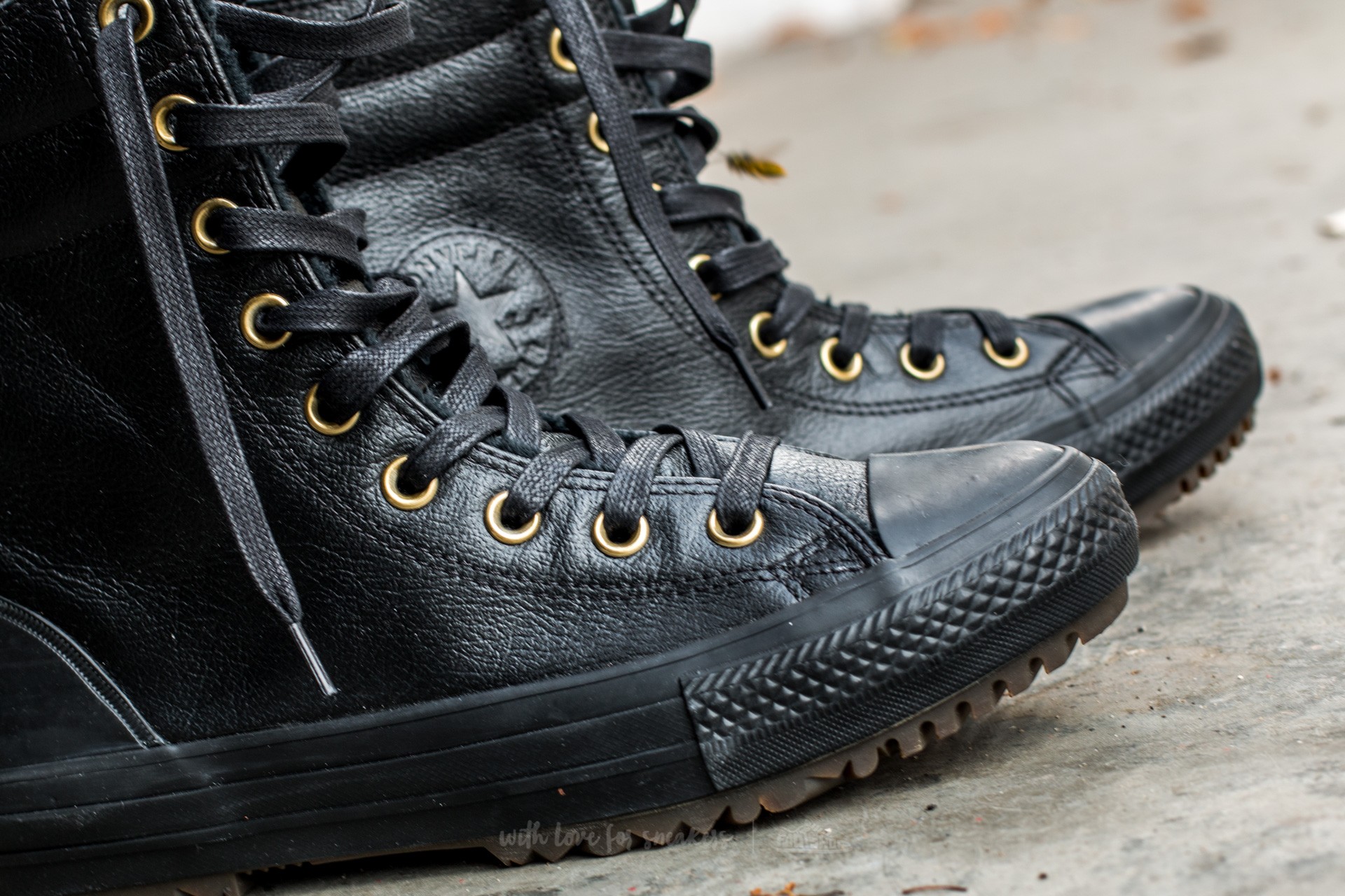Converse clearance fur boots