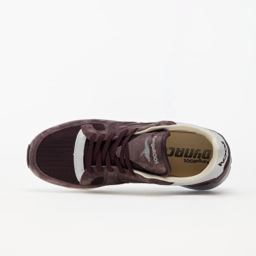 カナリア Niskie skórzane czółenka z klamrą IRIA