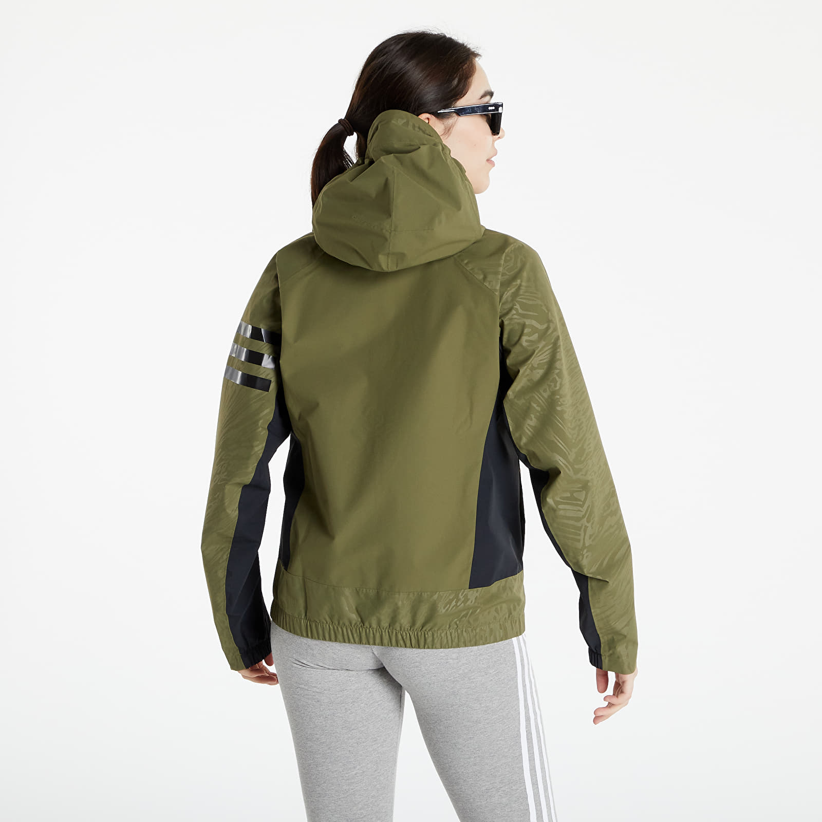 Jakne adidas Terrex Utilitas 2.5L Rain.Rdy Jacket Focus Olive/ Black