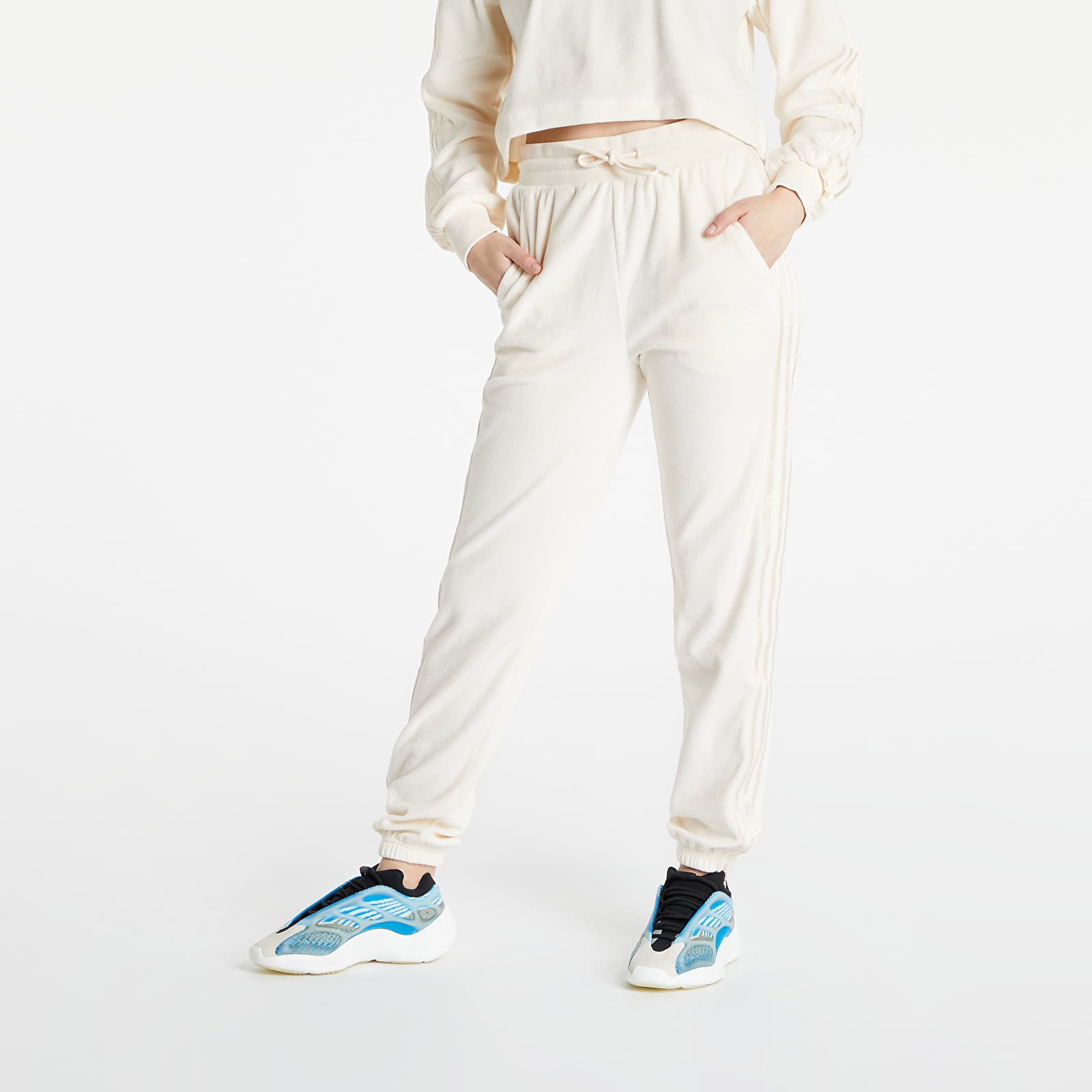 Pants and jeans adidas Slim Jogger Wonder White