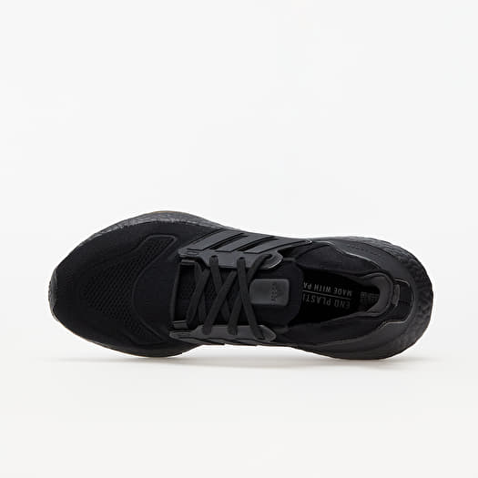 adidas gazelle silver green womens adidas ULTRABOOST 1.0 Shoes |Core Black