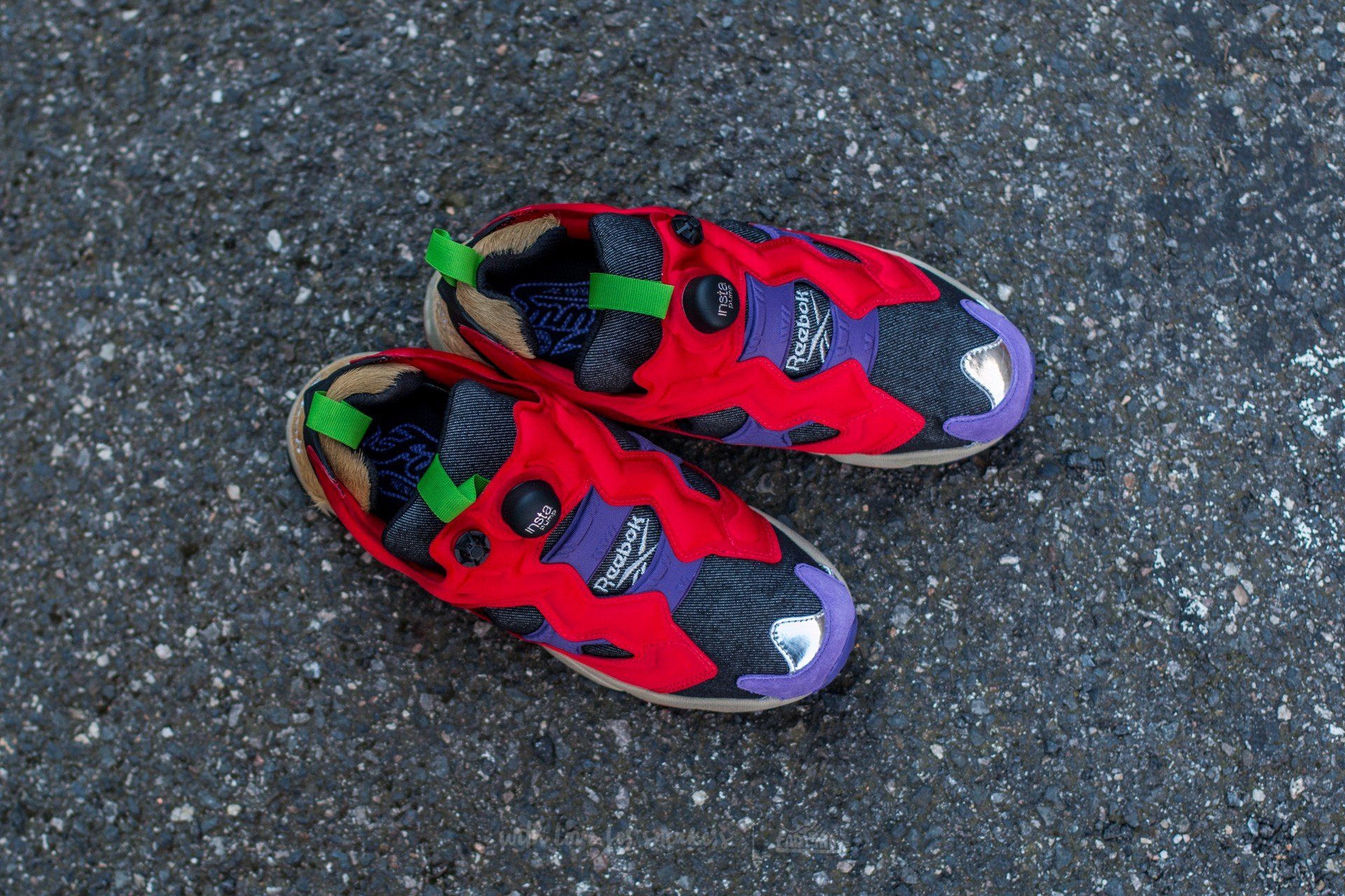 Reebok instapump fury og villains top