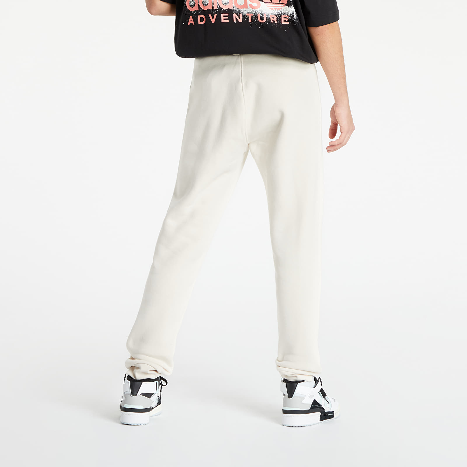 Hlače adidas Essentials Pants Wonder White
