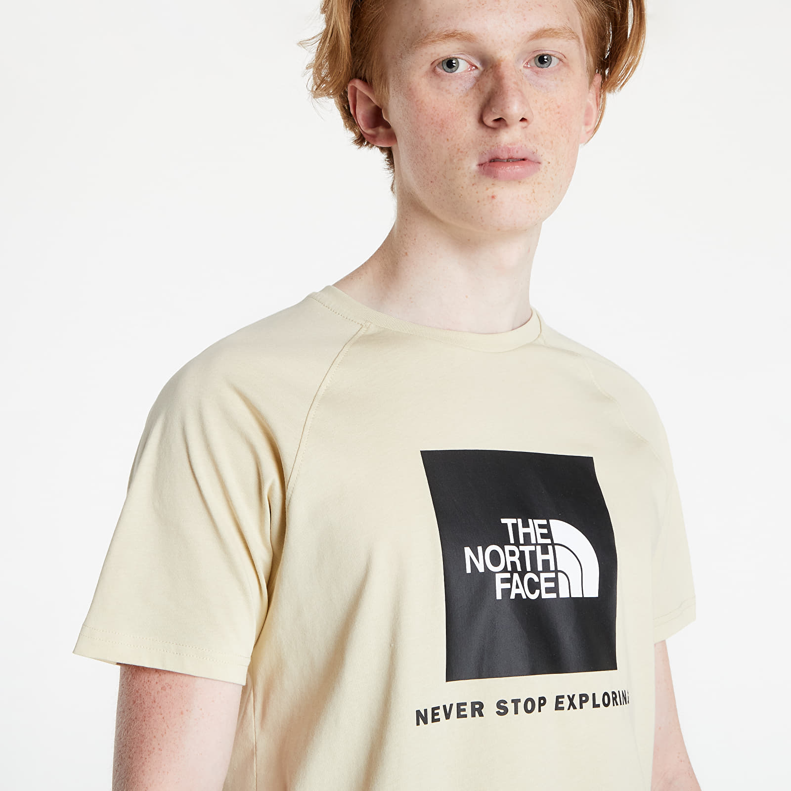 T-shirts The North Face M Short Sleeve Red Box Tee Gravel