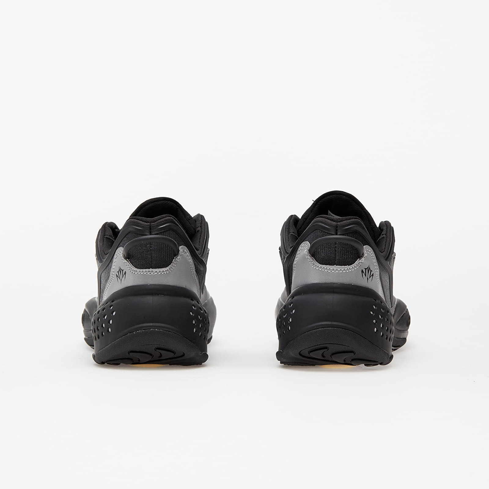 Pánske tenisky a topánky adidas Ozrah GUCCIMAZE Core Black/ Core Black/ Grey Six