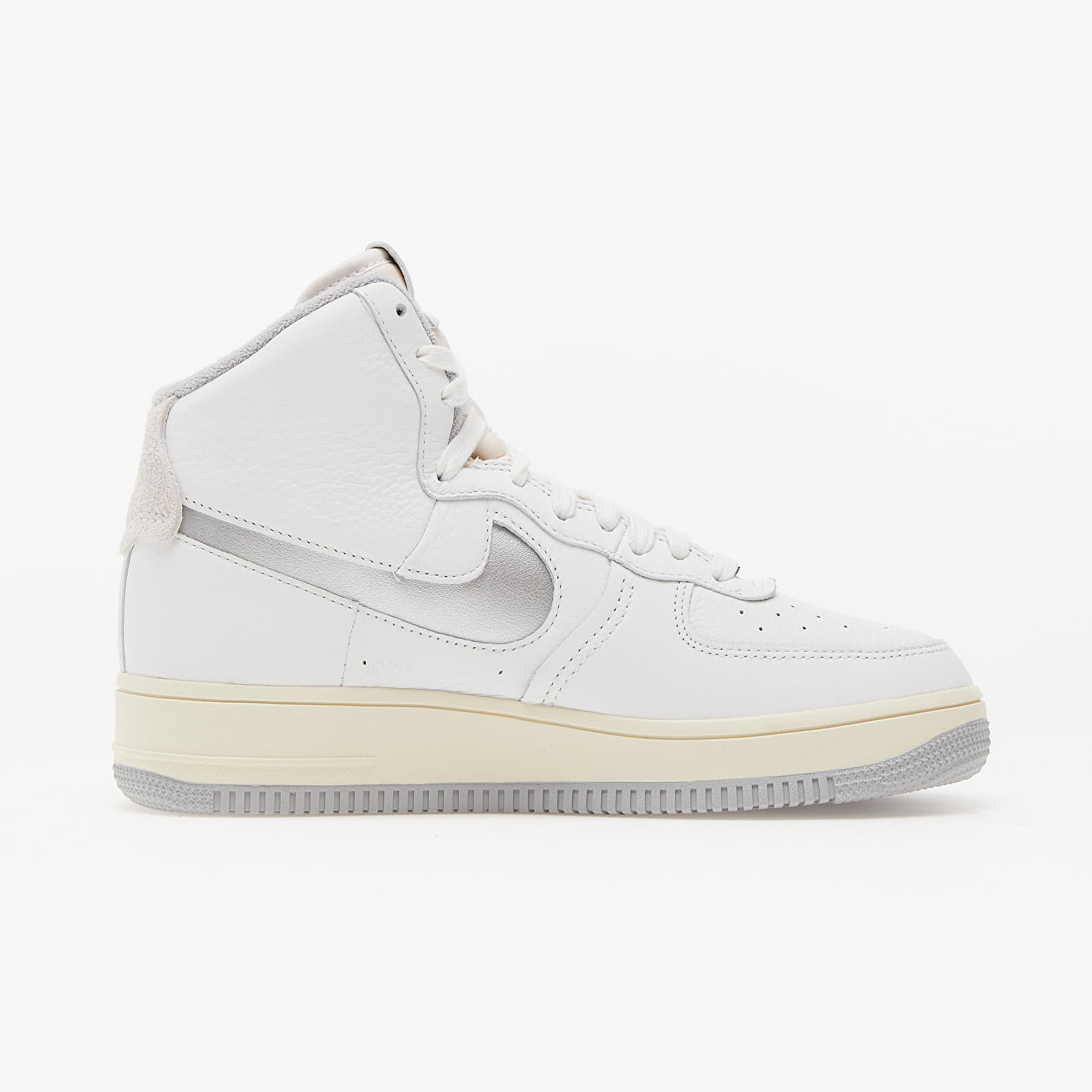 Women s shoes Nike W Air Force 1 Sculpt Summit White Silver