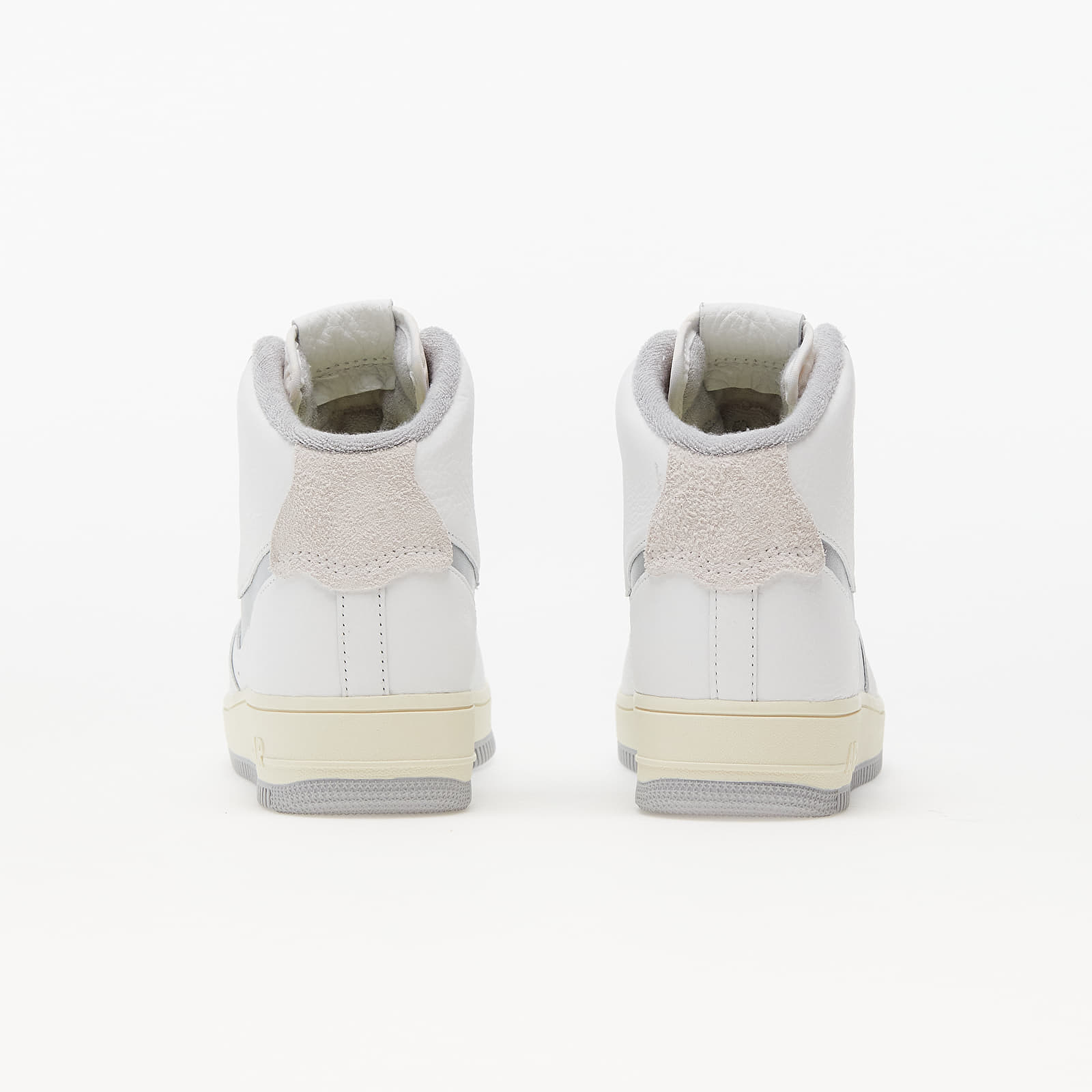 Nike sales legendary sculpt