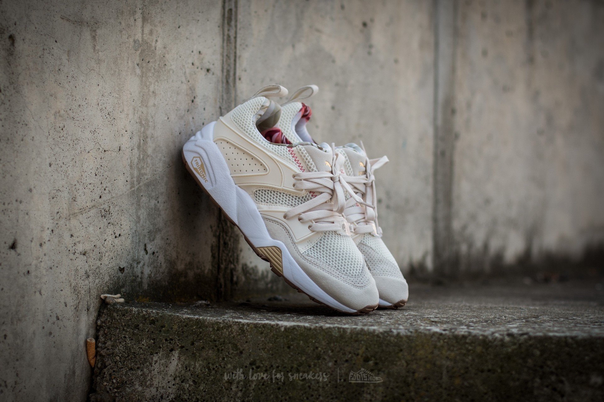Women s shoes Puma Bog x Careaux x Whisper White Whisper White Footshop