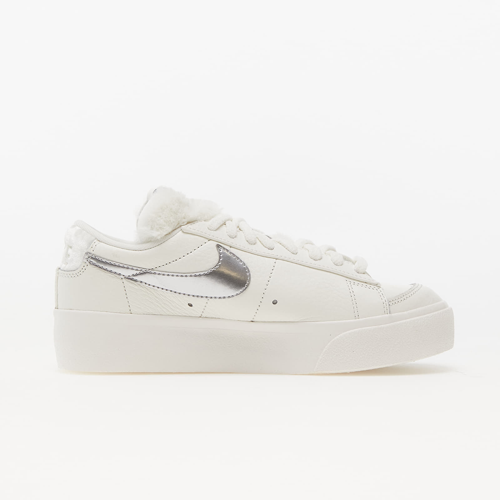 Zapatillas mujer NIke Wmns Blazer Low Platform Sail/ Metallic Silver