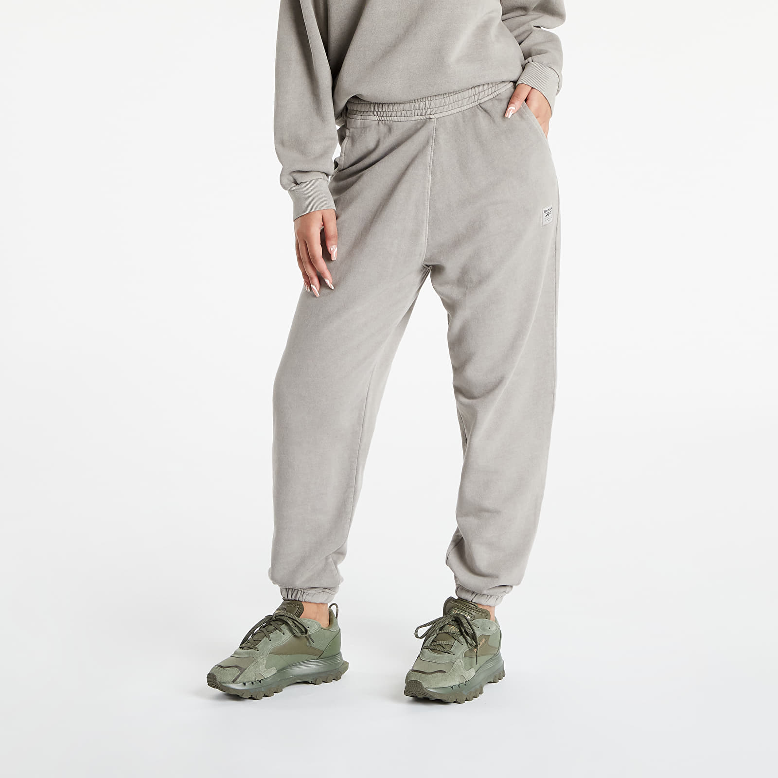 Pantalones Reebok Classics Natural Dye Sm Ft Pants Bougry