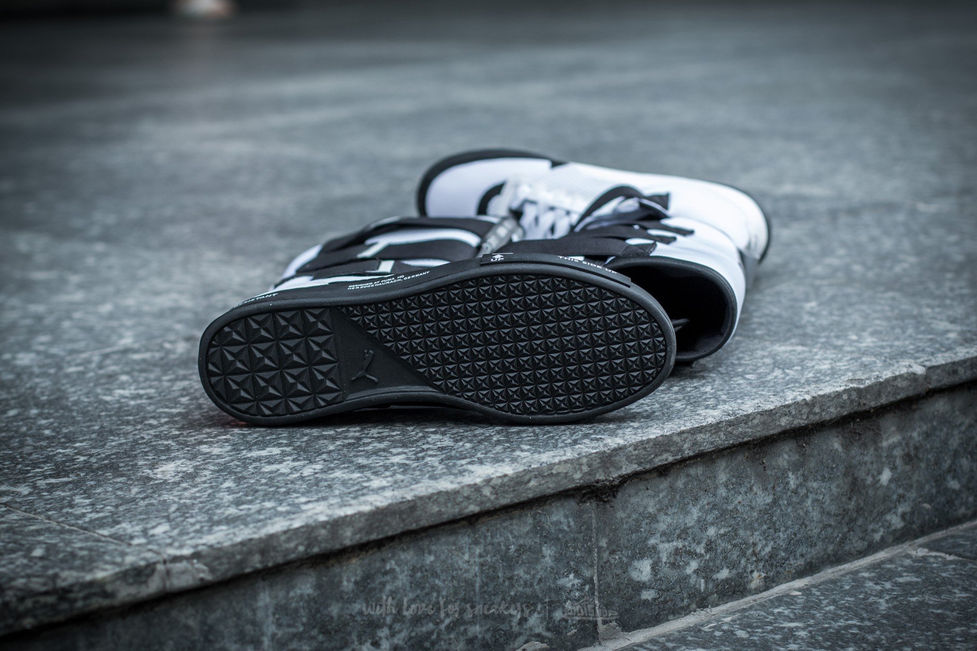 Puma x ueg discount court play boot