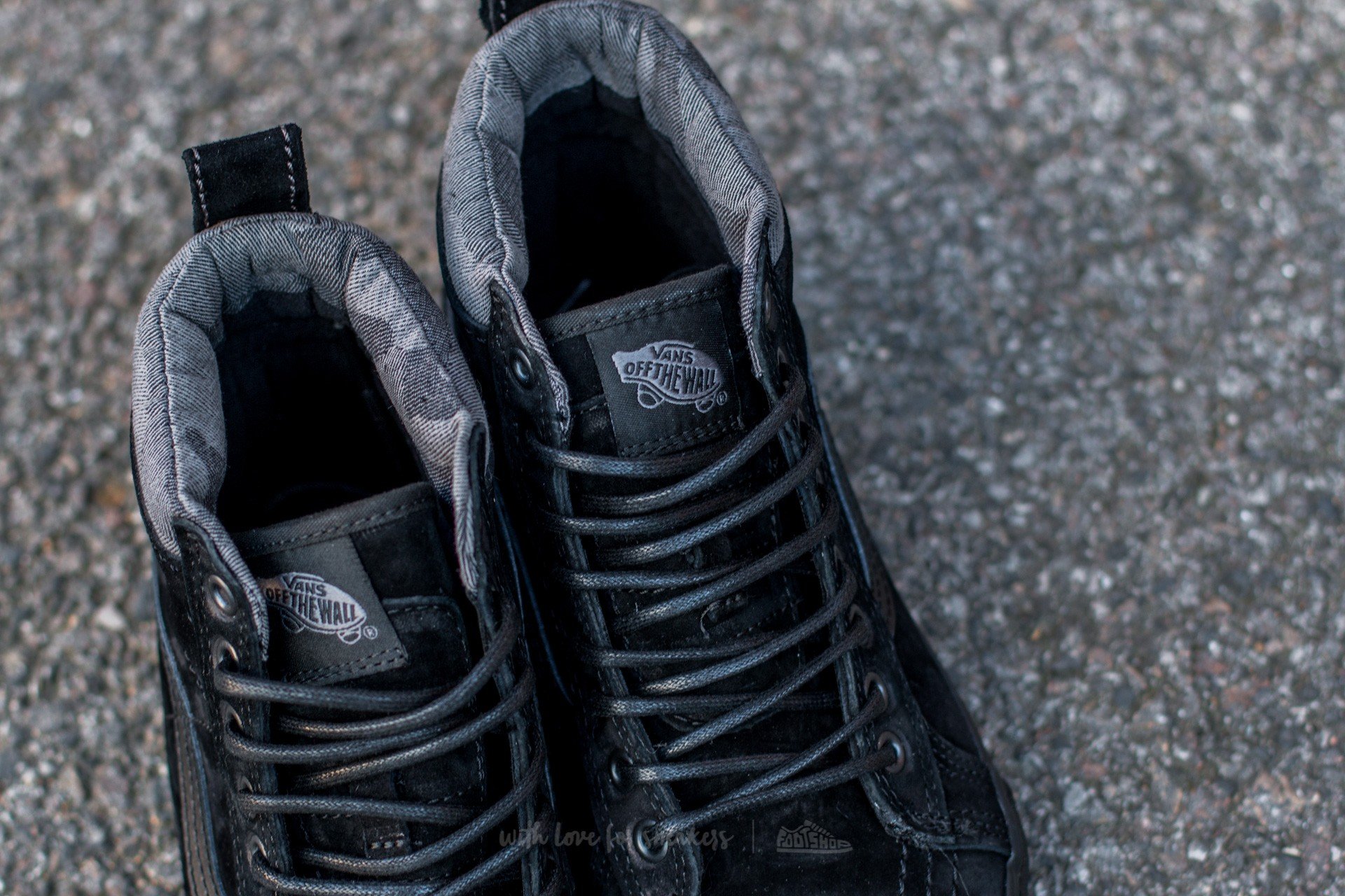 Vans mte online black camo