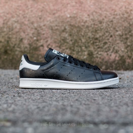 Black stan smith white sole sale