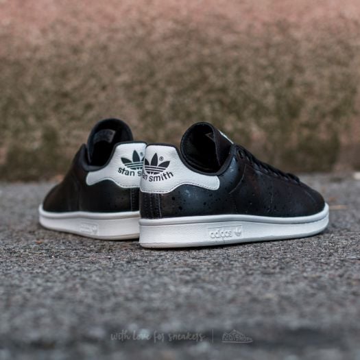 Stan smith core on sale black crystal white