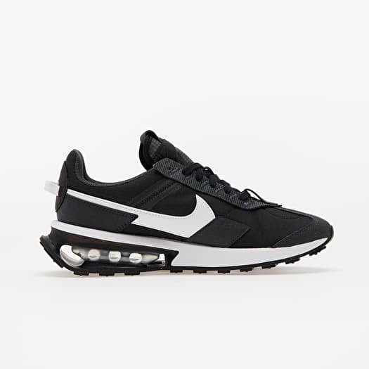 nike pre day black white