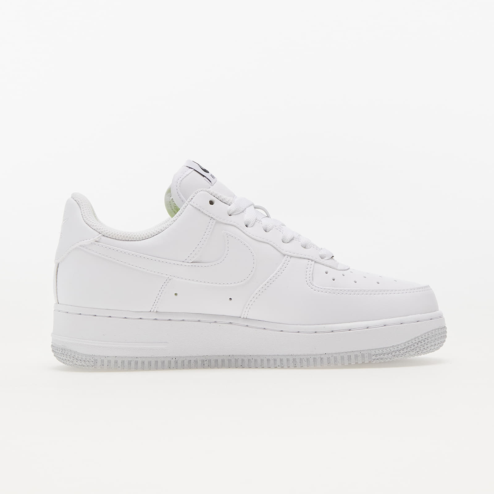 Încălțăminte și sneakerși pentru femei Nike W Air Force 1 '07 Next Nature White/ White-Black-Metallic Silver