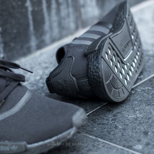 adidas NMD R1