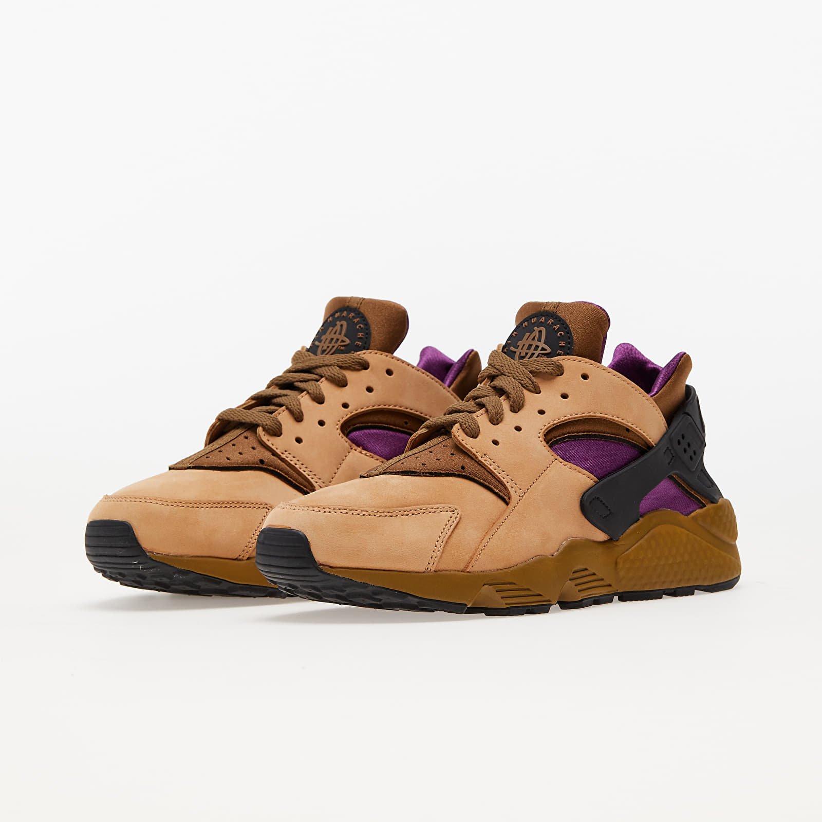 Men s shoes Nike Air Huarache LE Praline Umber Vine Black Footshop