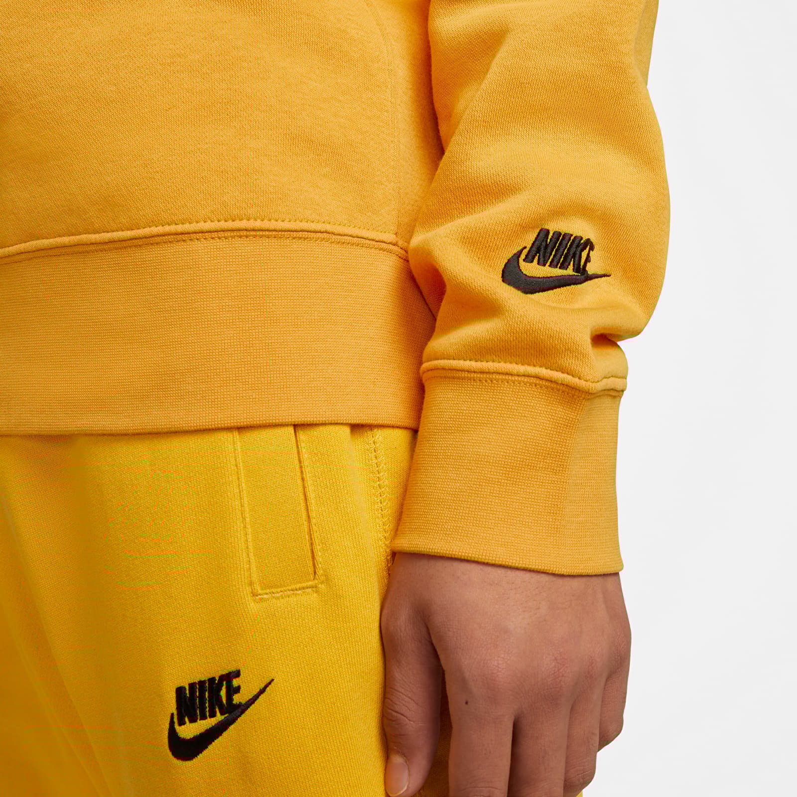 Kapucnis pulóverek és pulcsik Nike Sportswear M NSW Sport Essentials+ Crew Pollen/ Pollen