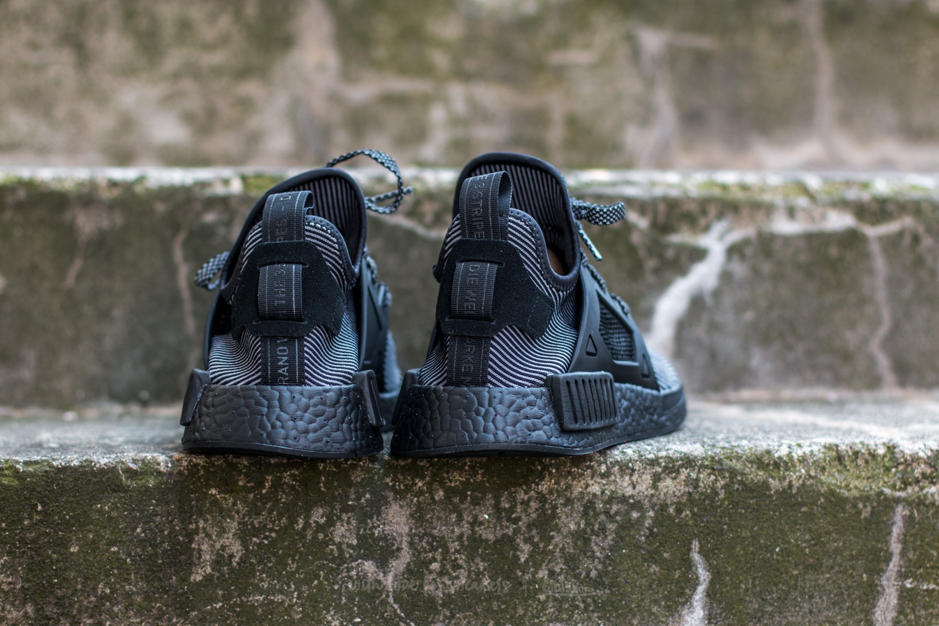 Adidas nmd cheap xr1 prezzi stracciati