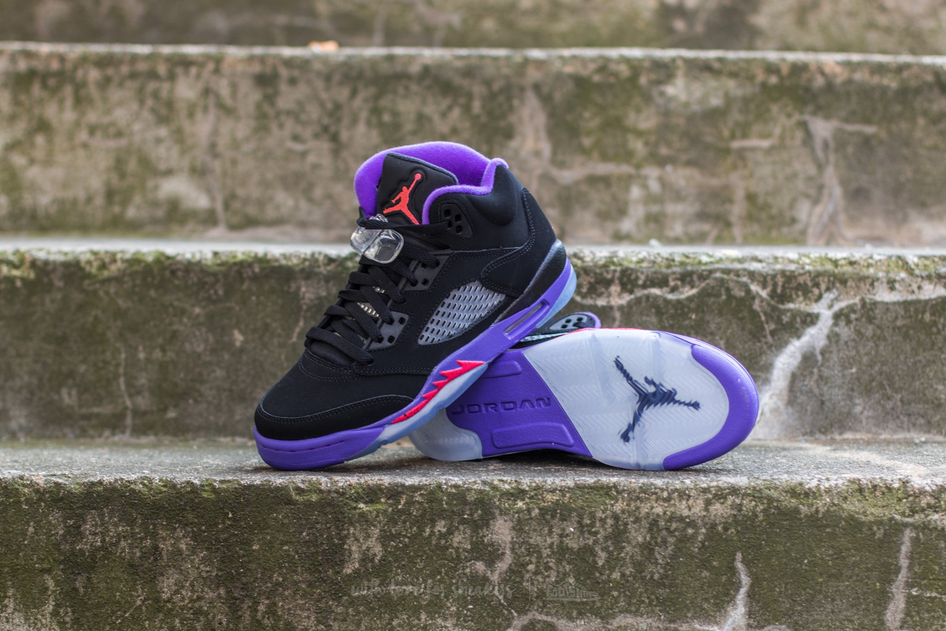 Jordan 5s black and purple sales