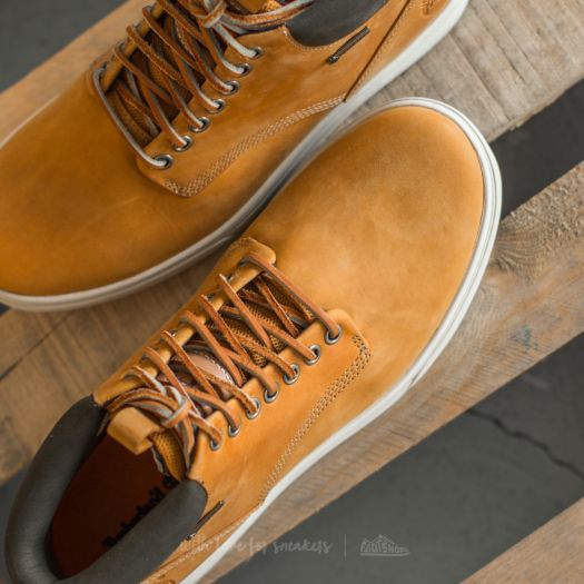 Men's adventure hotsell cupsole chukka shoes