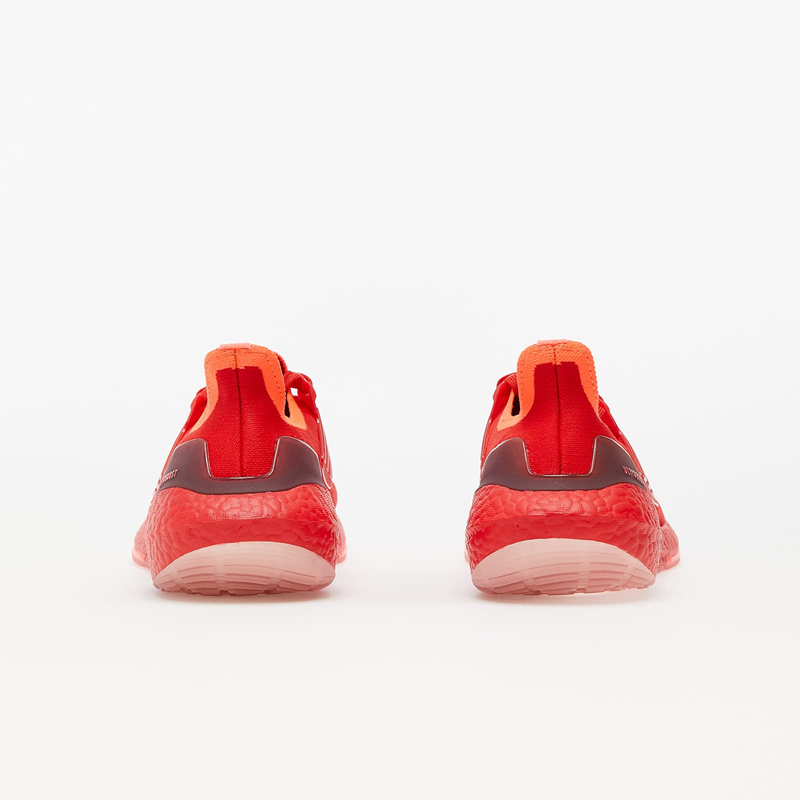 Мъжки кецове и обувки adidas UltraBOOST 22 Vivid Red/ Vivid Red/ Turbo