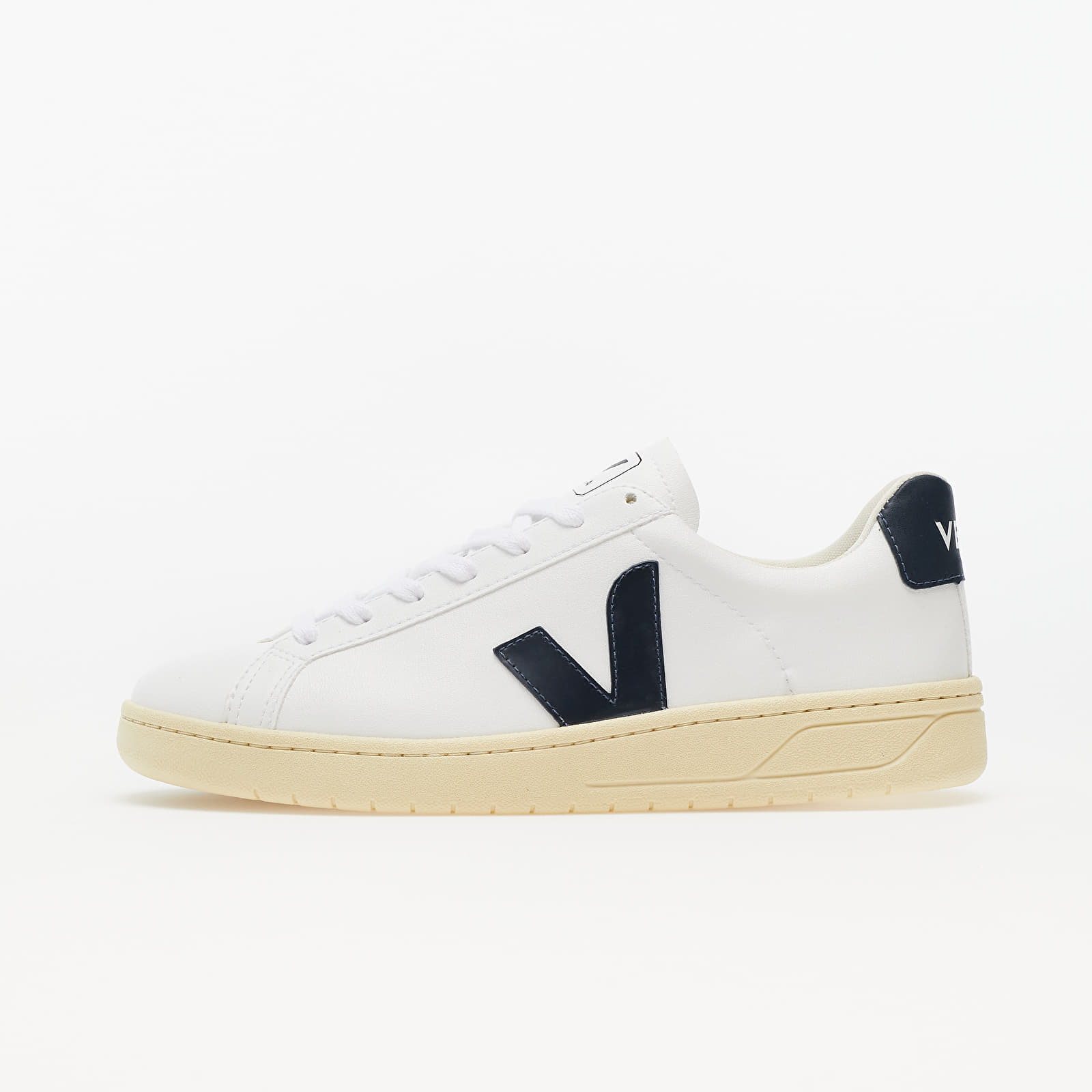 Men's shoes Veja Urca CWL White/ Nautico/ Butter