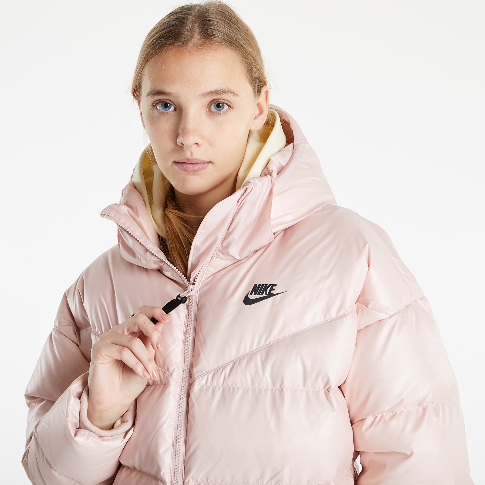 Buy Nike Sportswear Therma-fit City Series Down Puffer Jacket - Pink  Oxford/ Black/ Black At 33% Off