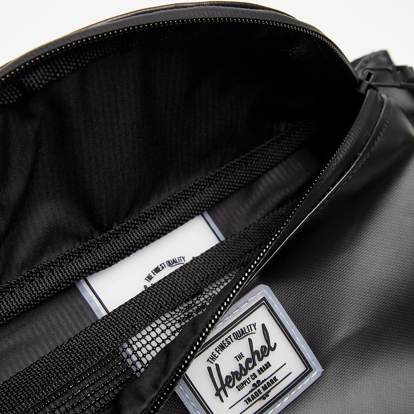 Heuptassen Herschel Supply Co. Weather Resistant | Seventeen Black