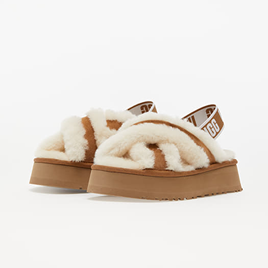 UGG W Disco Cross Slide Chestnut | Footshop
