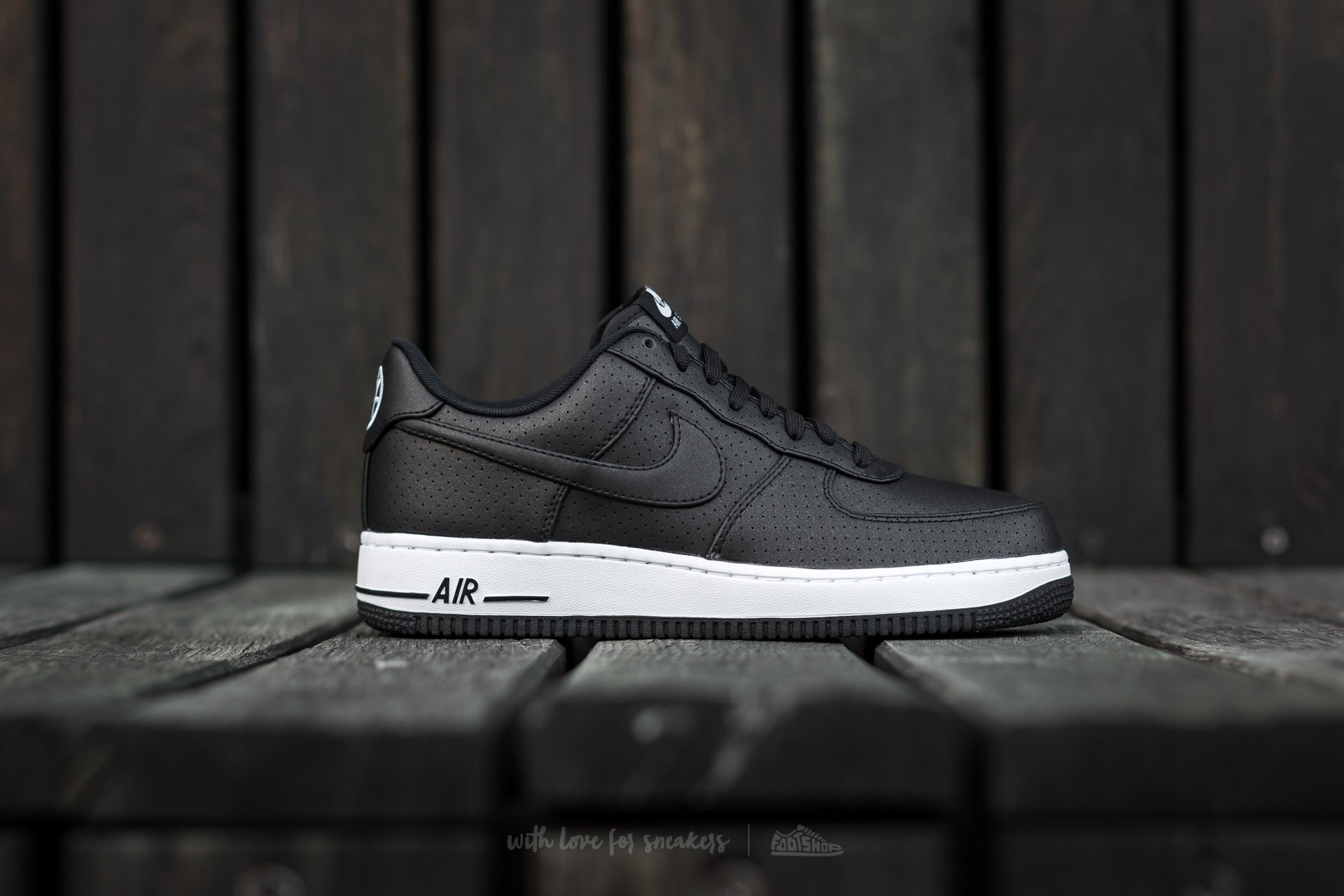 Férfi cipők Nike Air Force 1 '07 LV8 Black/ Black-White