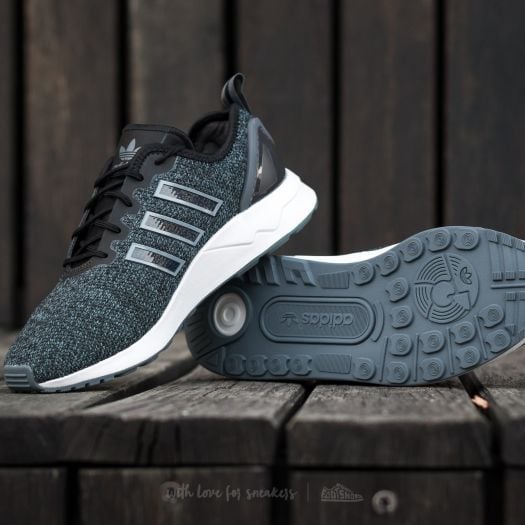 Adidas originals mens zx sales flux trainers onix/core black/white