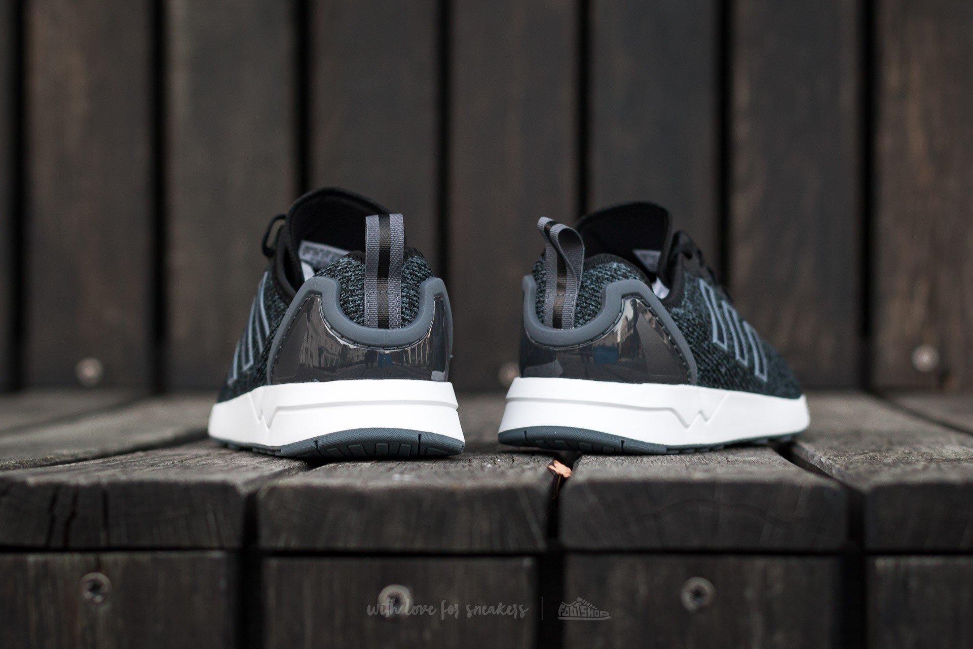 Zapatillas Hombre adidas ZX Flux ADV Core Black/ Onix/ Uti Black