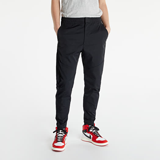 Pants and jeans Nike Sportswear Tech Essentials Men's Unlined