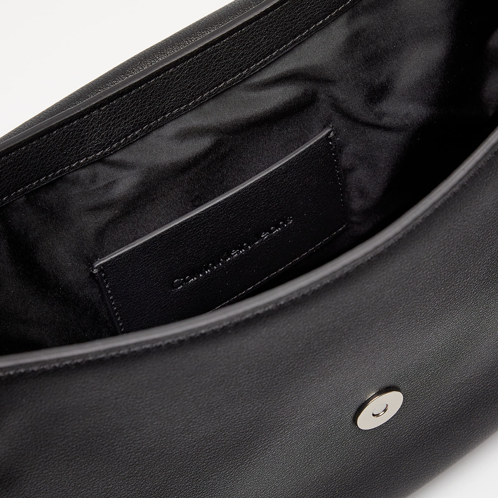 Umhängetaschen Calvin Klein Jeans Ultralight Flap Crossbody Bag Black
