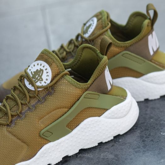 Nike air huarache run green/gold women's shoe outlet