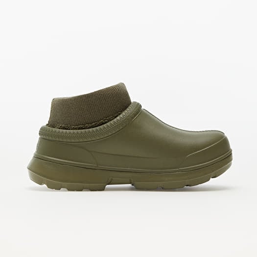 Olive uggs hotsell