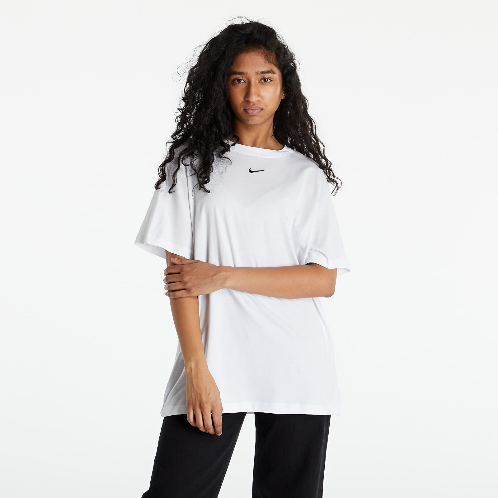 T shirts Nike NSW Essential Tee Bf Lbr White Black Footshop