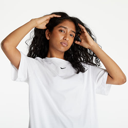 Nike w nsw essntl top ss deals bf lbr