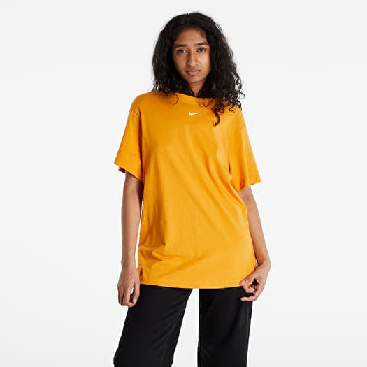 Camiseta Nike NSW Essential Women s T Shirt